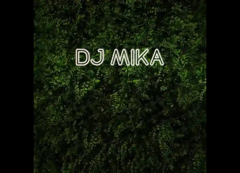 Custom Neon: DJ MIKA - GEEKNEON