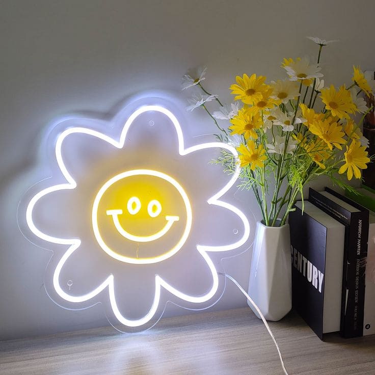 Smile Flower Neon Sign - GEEKNEON